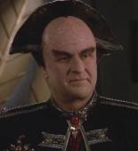 S3Londo Londo Mollari (Peter Jurasik)