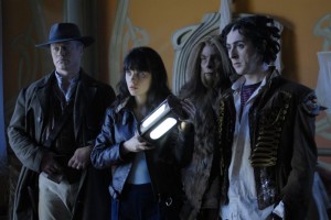 9-21ZooeyDeschanel010