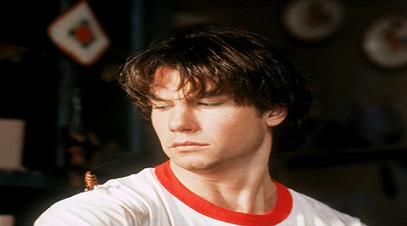 You know your career is in trouble when roaches walk all over you