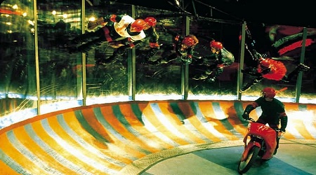 Another thrilling performance by the spider-man display team 