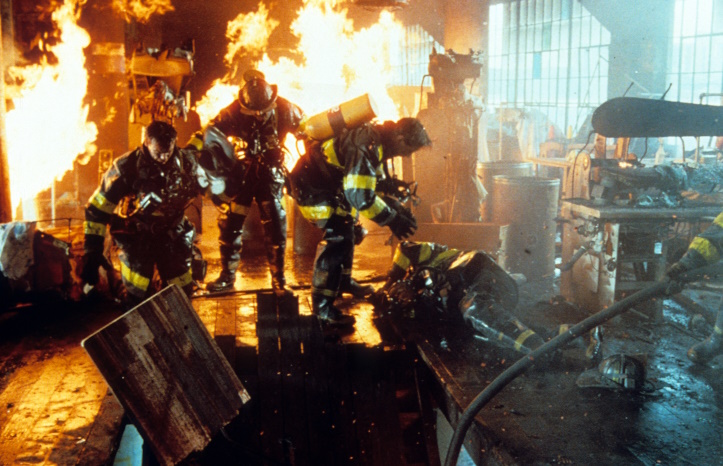 Backdraft (1991) — Top Gun for firefighters – Mutant Reviewers